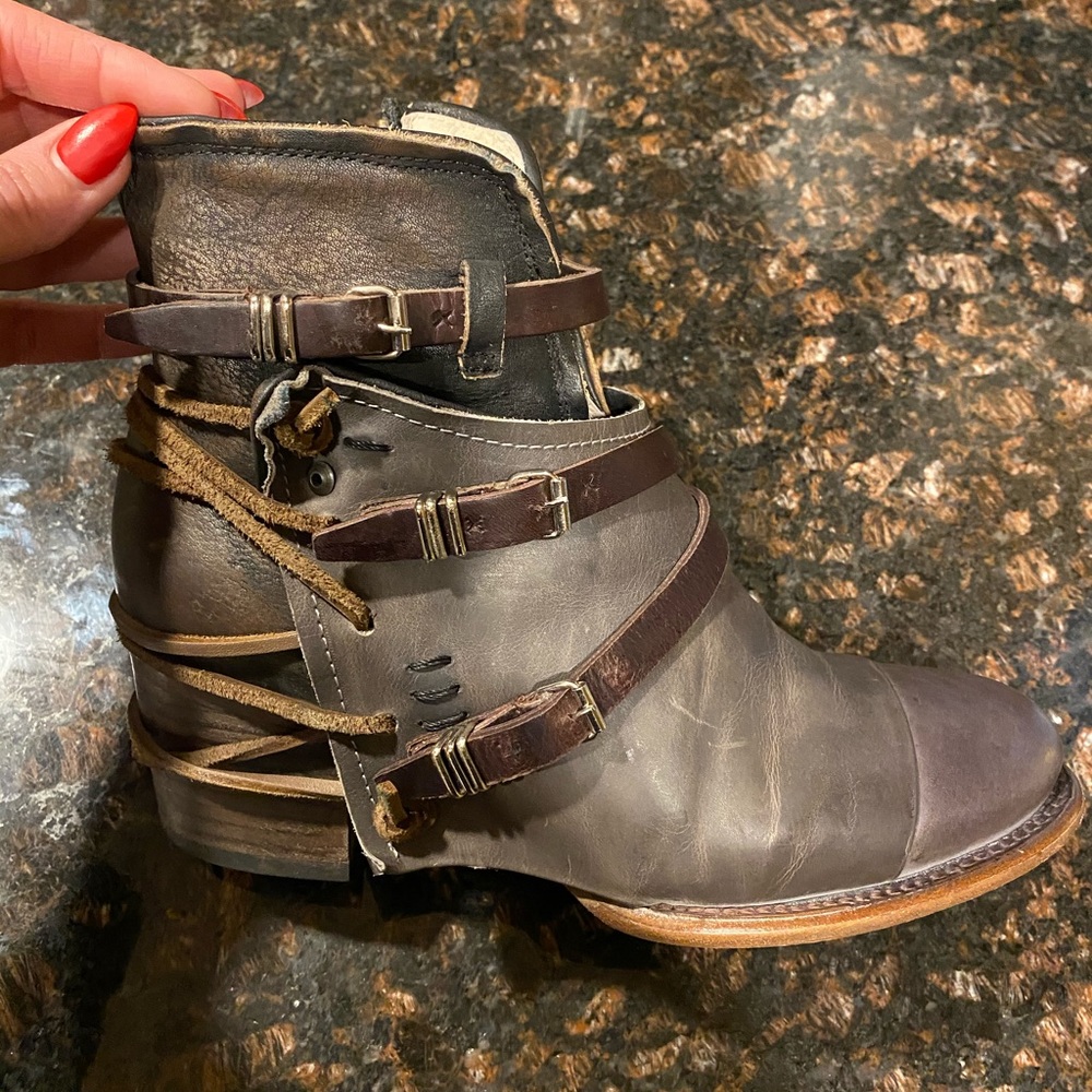 Crue grey multi Freebird boots